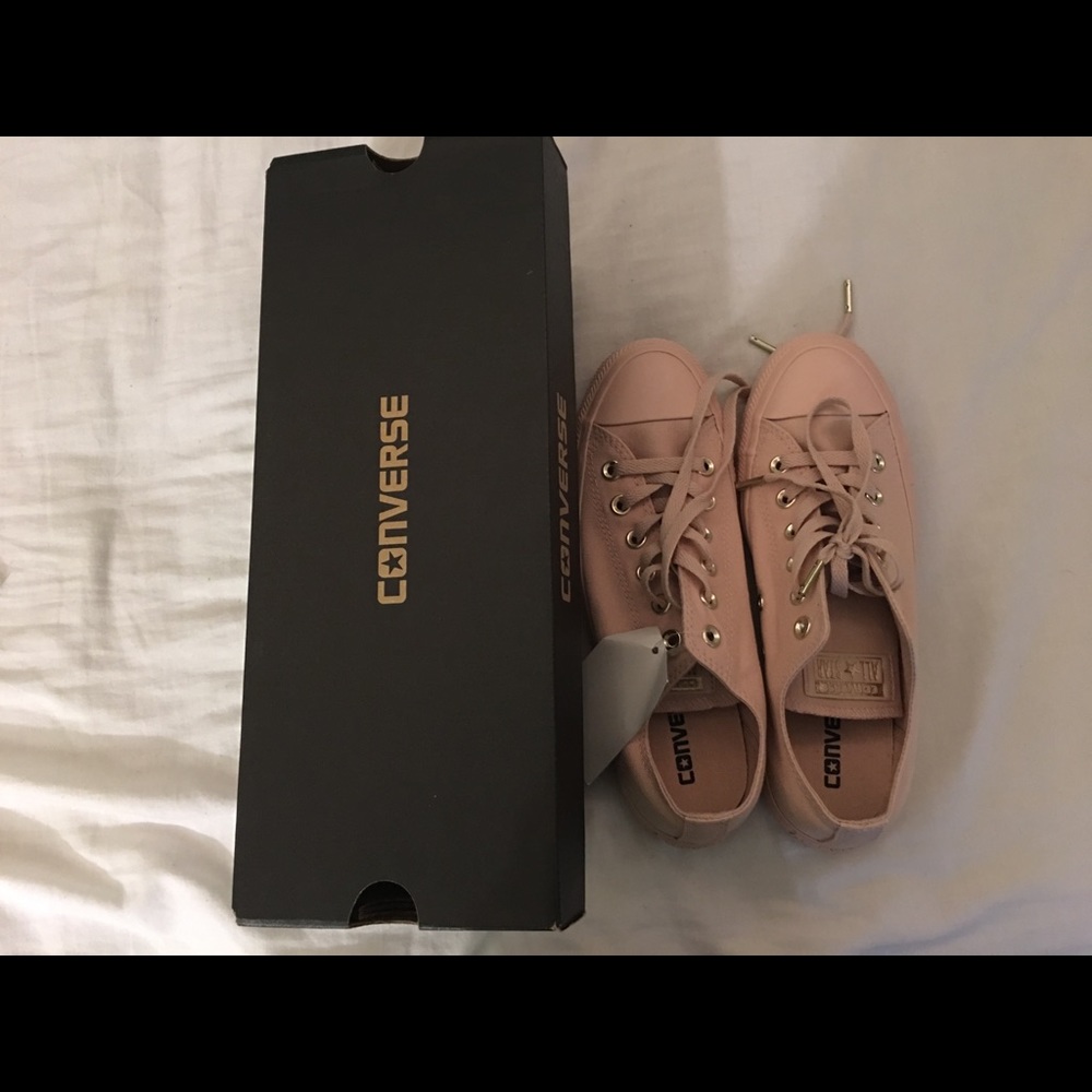 Low top converse